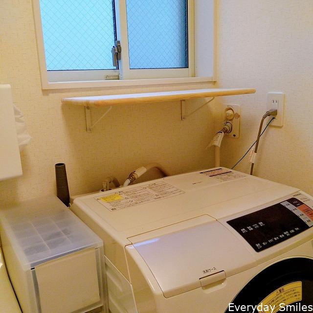 狭い脱衣所に棚を自作 Diy して着替え置き場の収納に 石膏壁 Everyday Smiles ワーママの心と時間のゆとりを生んで笑顔になるブログ 狭い脱衣所に棚を自作 Diy して着替え置き場の収納に 石膏壁 Everyday Smiles ワーママの心と時間のゆとりを生んで笑顔になるブログ
